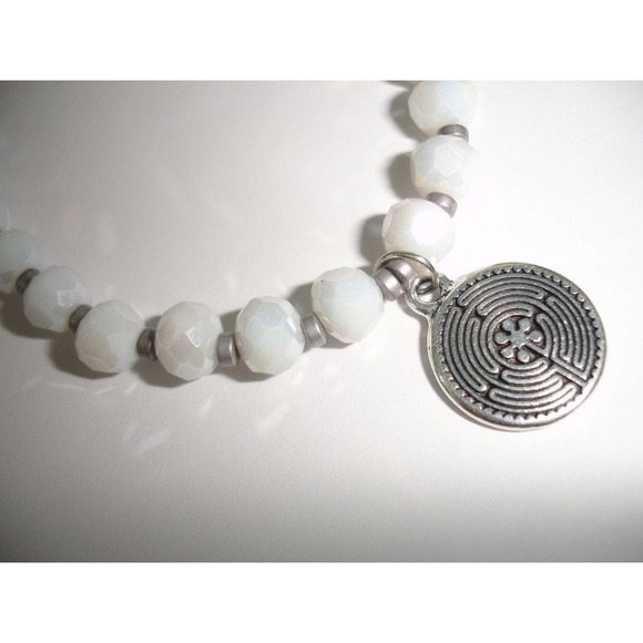 Labyrinth Bracelet with toggle clasp 8" - Picture 3 of 10